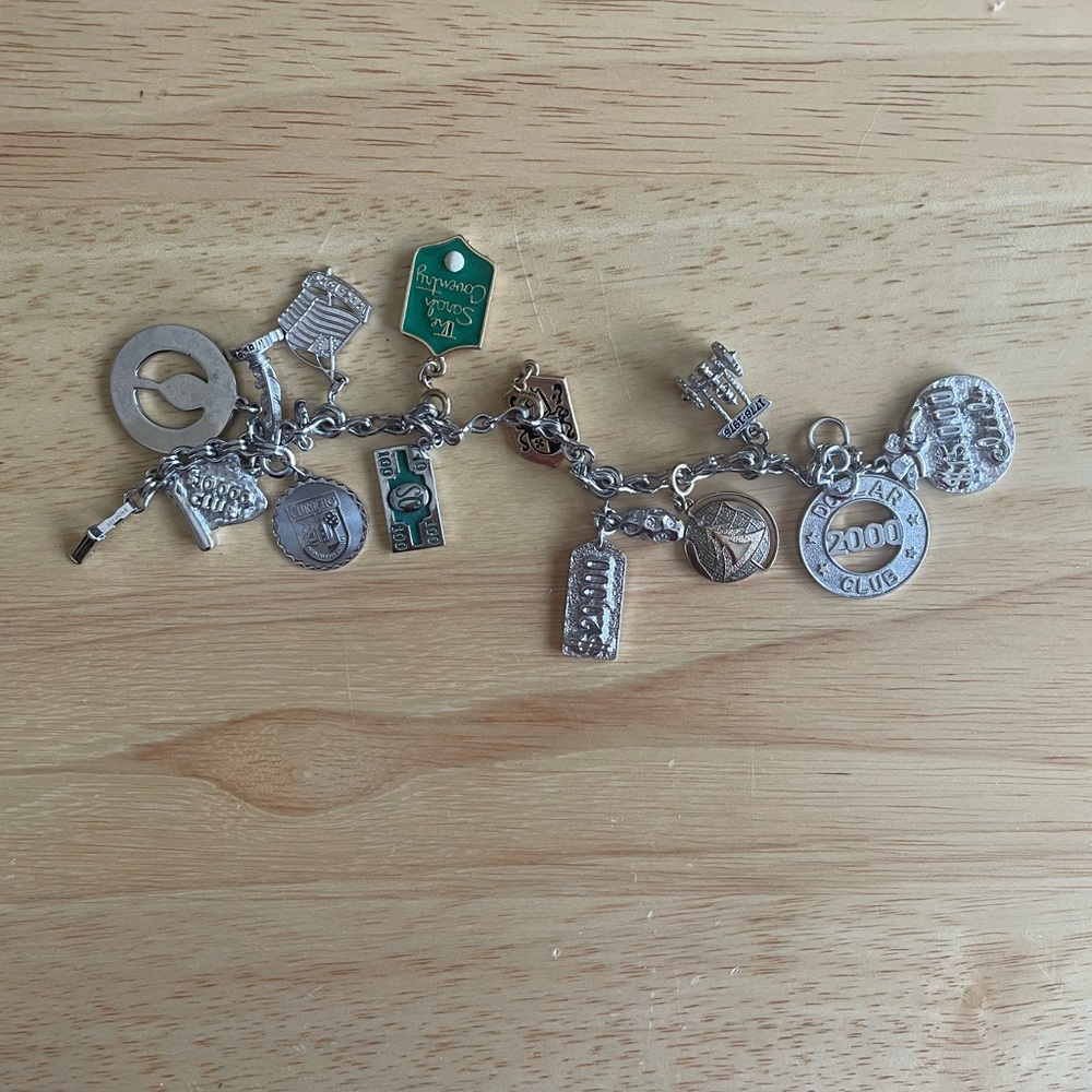 Vintage Sarah Coventry charm bracelet